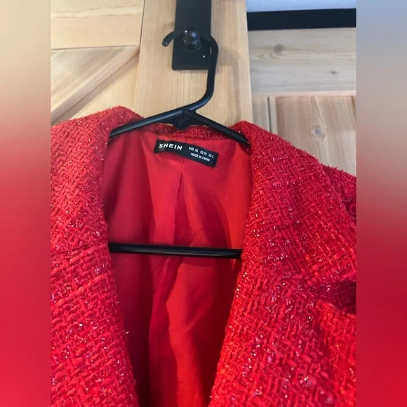 SHEIN Red Textured Blazer - Picture 2 of 4